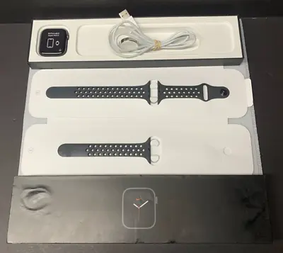 Apple Watch Series SE 44MM Grey GPS + LTE Very Good Condition Nike Sports Band • $299