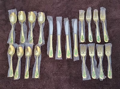 Hollyberry Flatware 20 Piece Service For 4 Christmas Gold Tone Stainless • $47.50