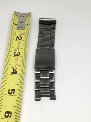 $16.99 • Buy Authentic Fossil Watch Bracelet Parts Links Full Band Silver 20mm No Pins V959