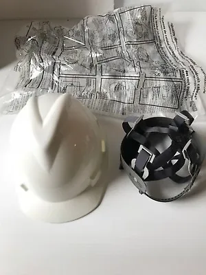 MSA V-Gard Size Small Hard Hat With Pin Lock Suspension - White 466354 • $7.95