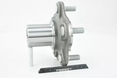 Rear Wheel Hub Without Bearing For NISSAN ELGRAND E51 Wheel Hubs • $126.10