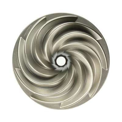 $78.99 • Buy Nordic Ware Platinum Collection Heritage Bundt Pan Silver