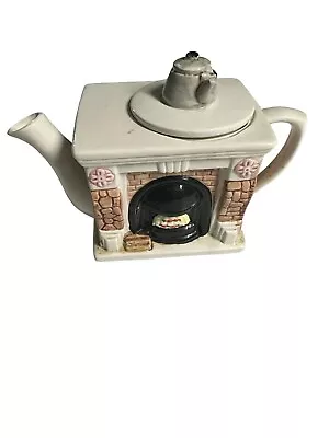 Vintage Retro Collectors Teapot * Old Fireplace Kettle Design P & J Melbourne • $47.95