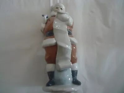 LLADRO  SANTA CLAUS Figurine #6657  Santa's List -NEW IN BOX • $225