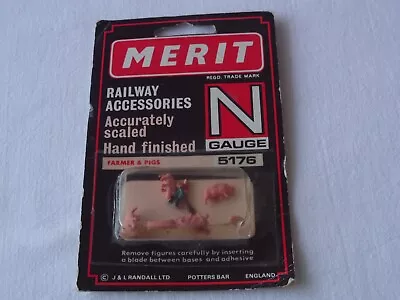 Vintage MERIT Railway Accessories FARMER & PIGS N Gauge Hand Finished • £3.95