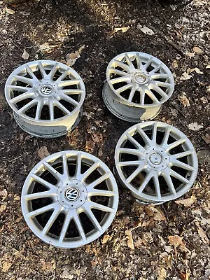 VW Mk5 Wheel Set 17 In Jetta Rabbit 2005-2014 Wolfsburg OEM With Caps • $390