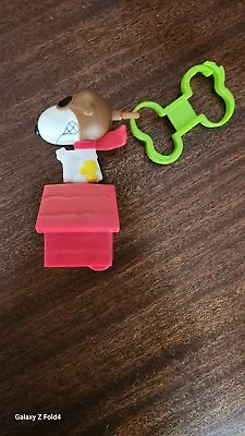 Snoopy On Dog House Toy Keychain 2009 Gently Used • $8.99