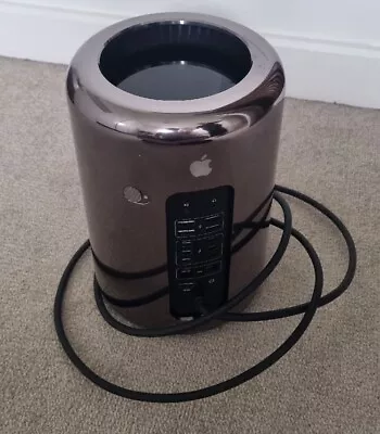 Apple Mac Pro A1481 61  3.7Ghz 4-Core 32GB RAM 1TB SSD - Monterey • £465