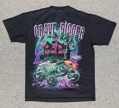 Vtg 2017 Grave Digger Monster Jam Alstyle T-Shirt Size (M) • $50