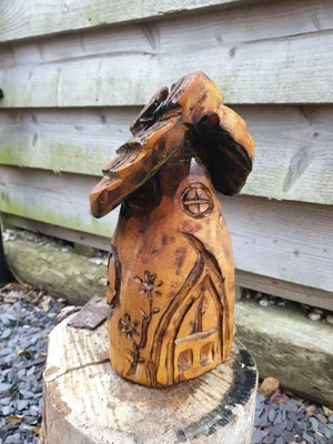 £44.99 • Buy Chainsaw Carved Hardwood Mushroom Fairy House / Wood Spirit 