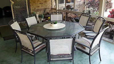 $600 • Buy Outdoor Furniture Setting Used