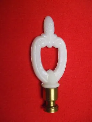 Vintage Aladdin Alacite Open Throat (Turn Key) Finial 1941 • $24.99