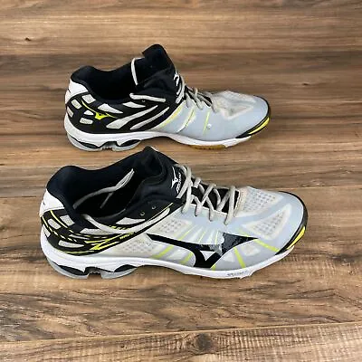 Mizuno Wave Tornado 7 Men's White & Black Leather Lace Up Low Top Shoes • $49.99