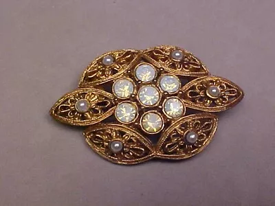 Vintage Sarah Coventry  Victoria  (1972) Brooch • $2.25