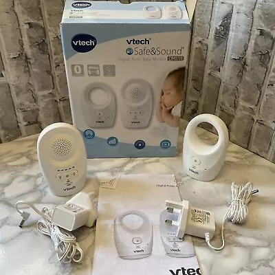 VTech DM1111 Safe And Sound Digital Audio Baby Monitor - Hardly Used • £18.99