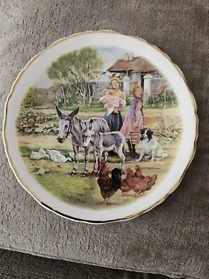 Pyramid Pottery Life On The Farm Plate • £1.99