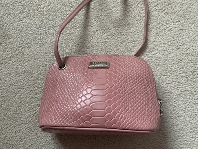 £9.99 • Buy Osprey Blush Pink Mock Croc Crossbody Bag