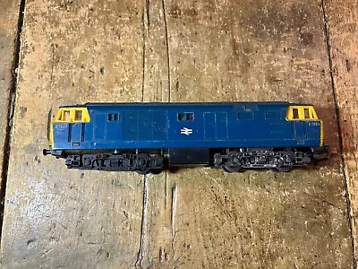 Triang Hornby R758 Class 35 Hymek Diesel Loco BR Blue D7063 Vintage • £24.95