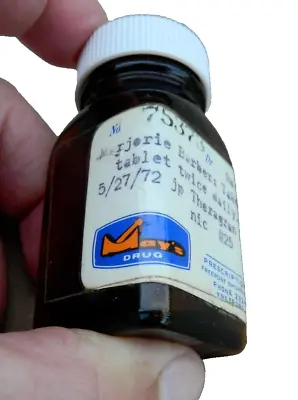 Vtg 1972 MAY'S DRUG FREEPORT IL 3  T. Amber Glass Medicine Bottle W/Paper Label • $12.50