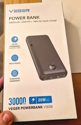 VEGER  30000mah V3008 20W PD Power Bank - Black Brand New And Sealed  • £14