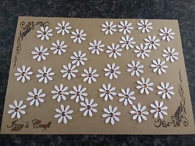 100 Small DAISY FLOWER CARD MAKINGCRAFT #22 Wedding Table Decorations Confetti • £1.89