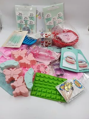 Job Lot Of Baking / Decorating Cake Equipment/ Toppers • £17.90