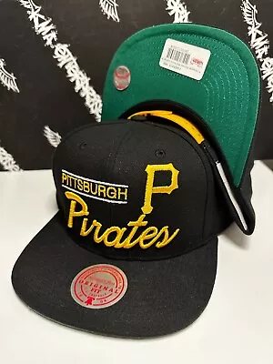 NWT Mitchell & Ness Pittsburgh Pirates SCRIPT LOGO Black Yellow Snapback Hat • $27.95