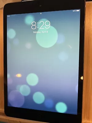 Apple IPad Mini 2 7.9'' Tablet 16GB Wi-Fi - Space Gray -Used • $11