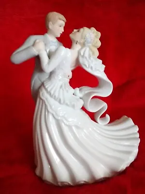 Beautiful  Wedding Couple Dancing  China Figurine. • £13.50