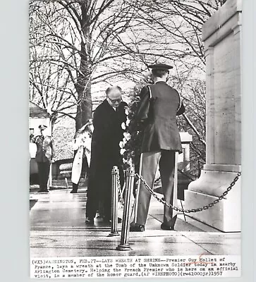 French President GUY MOLLET Honors TOMB OF UKNOWN THE SOLDIER 1957 Press Photo • $35