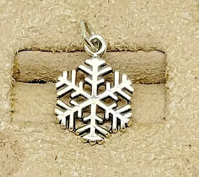 Vintage Estate Sterling Silver Snowflake Charm Pendant Jewelry ~ 1/2  • $14