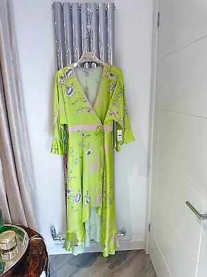 Liquorish Women’s Blossom Print Lime Green Occasion Dress Size 22 • £30