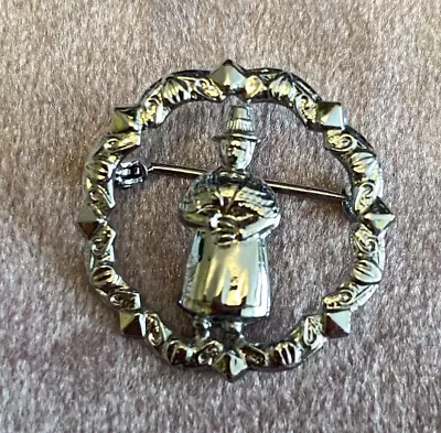 Small Vintage Mizpah Welsh Lady Brooch #A76 • £10