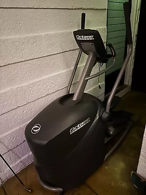 Octane Fitness Q35 Front Drive Elliptical Trainer • $800