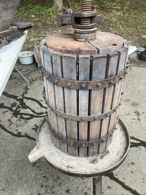$500 • Buy Antique Apple Press And Grinder