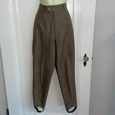 Vintage Late 80s/early 90s Express Greenish/brown Cotton/spandex Stirrup Pants • $40