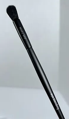 MARY KAY ESSENTIAL Makeup Round Shadow Brush Eye Blending NEW In Case • $7.80