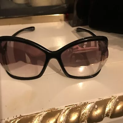 £89 • Buy Tom Ford Ladies Butterfly Sunglasses Astrid 02 FT57901Z Black Gold