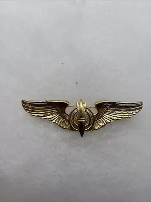 WW2 US Army Air Force Bombardier Wings Gold Sweetheart Pinback (U490 • $35