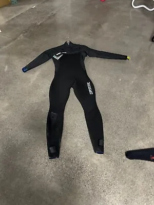 Mystic Majestic Fullsuit 4/3 Size Small • $275