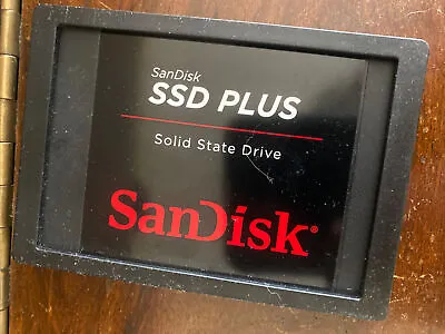 SanDisk SDSSDA-240G-G26 240GB SATA III 2.5 Inch Internal SSD Plus Black • £15