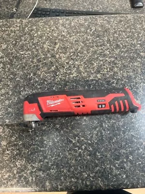 Used MILWAUKEE M12 Cordless Multi-Tool Tool Only 2426-20 12V (QUI001289) • $34.99