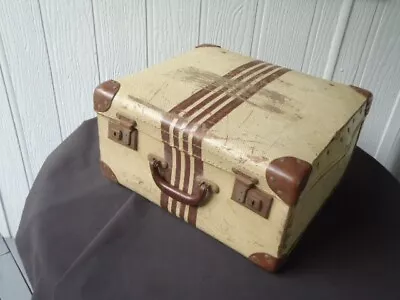 Vintage Art Deco Ladies Hat Box Or  Suitcase • $49.99