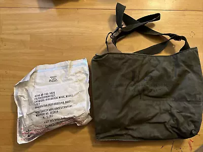 Vtg US Military M25A1 Gas Mask Carrier Bag & Filter Element  For Chem/bio Mask • $12.99