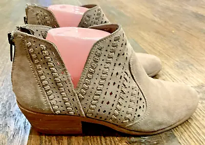 Vince Camuto Women's Size 9/40 Beige Suede Cut Out Heeled Ankle Boots Zip Back • $29.95