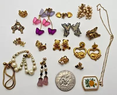 (33) Pc Vintage Earrings Pendant Necklace Lot MOSTLY AVON Excel Shape • $15.50