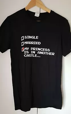 Qwertee Tshirt Nintendo Mario Size Medium • £6