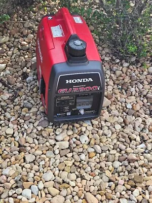 USED HONDA INVERTER EU2200i SUPER QUIET GENERATOR PORTABLE  FIXED 45.00 SHIPPING • $789