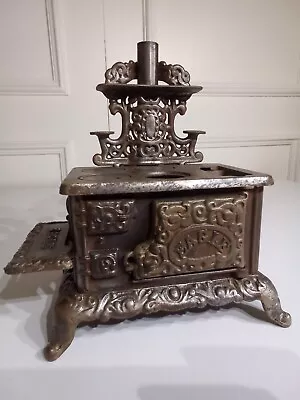 VINTAGE ANTIQUE EAGLE CAST IRON STOVE MINIATURE SALESMAN SAMPLE  Rare Antique • $95