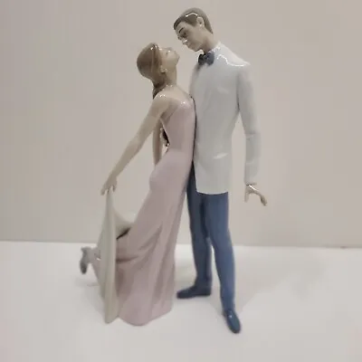 $225 • Buy Lladro Happy Anniversary Couple Dancing #6475 Glossy Porcelain Figurine  12.5 